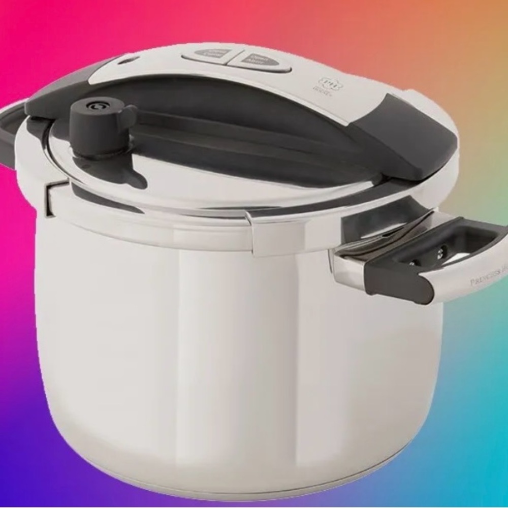 The triple safe mechanism includes automatic safe lock,save valve and safe vent